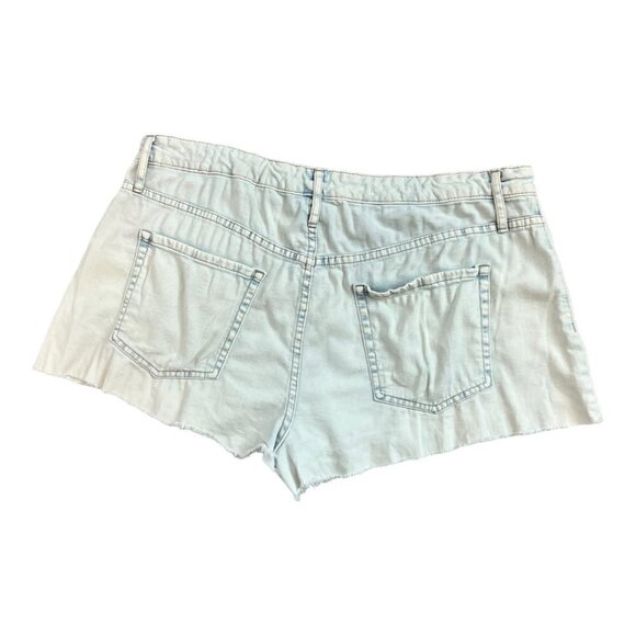 Wild Fable Cut Off Shorts Plus Size 18 Raw Edge Blue Light Wash Denim High Rise - Picture 2 of 6